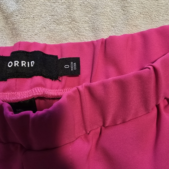 Torrid pull on relax tapered pants - Picture 3 of 3